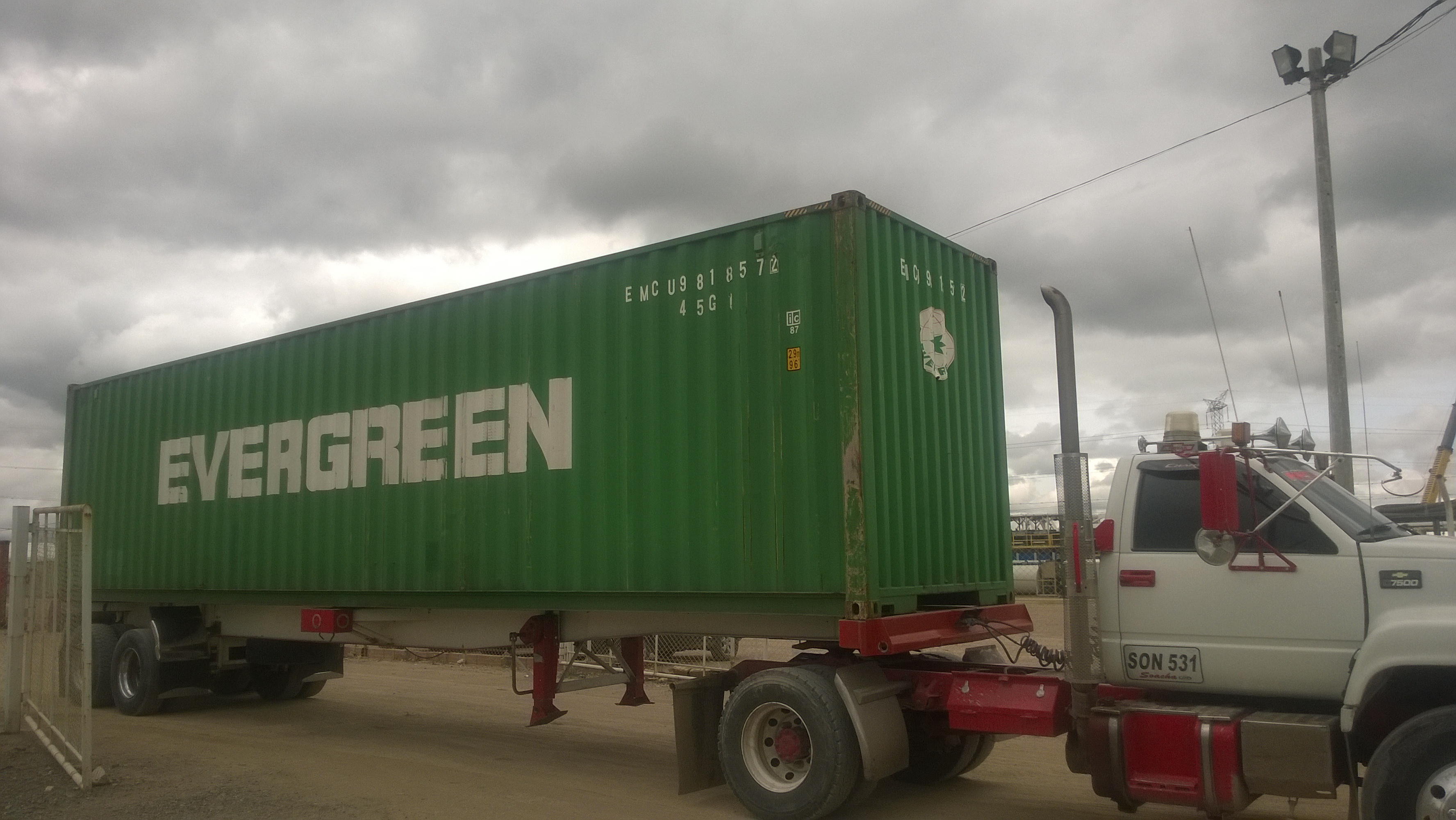 Patio de Contenedores